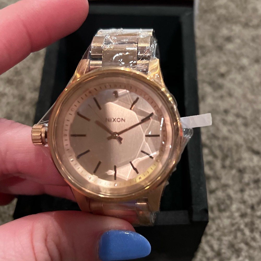 NWT Nixon Watch